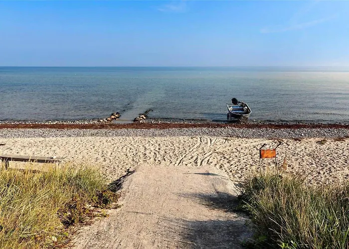 1014-stege-edderfuglevej-7 * Stege