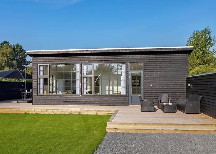 1014-stege-edderfuglevej-7 * Stege